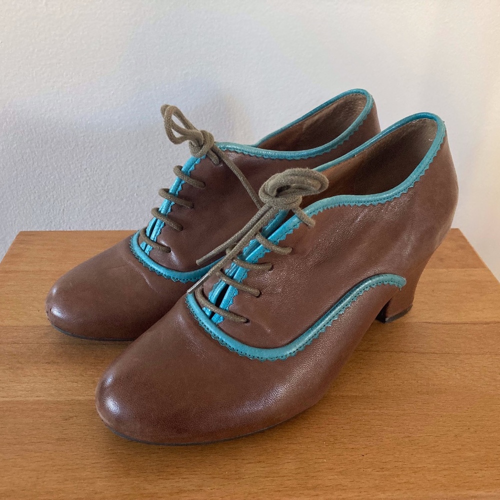 Miz Mooz Oxford Heels EUC 37